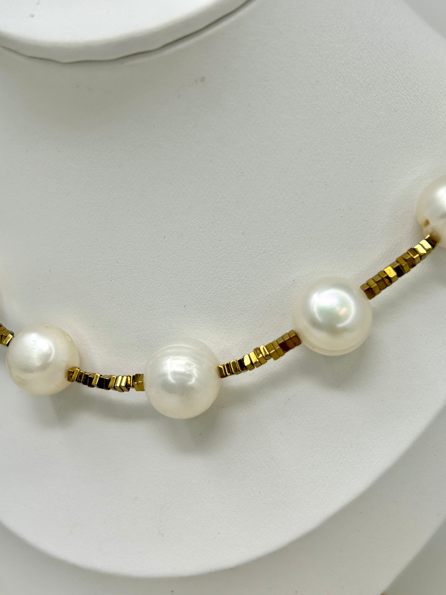 Lumilu Golden Glow Pearl Necklace
