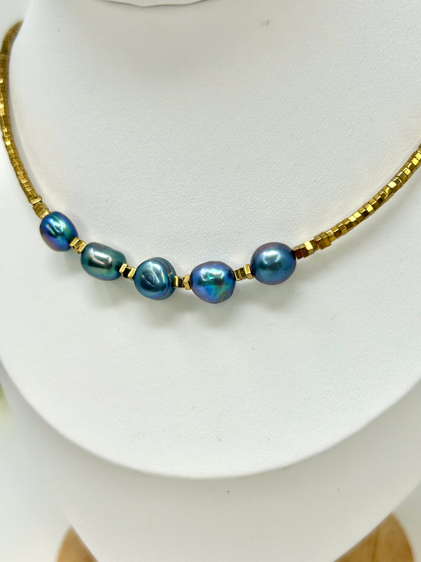 Lumilu Black Pearl Necklace - Perfectly Imperfect