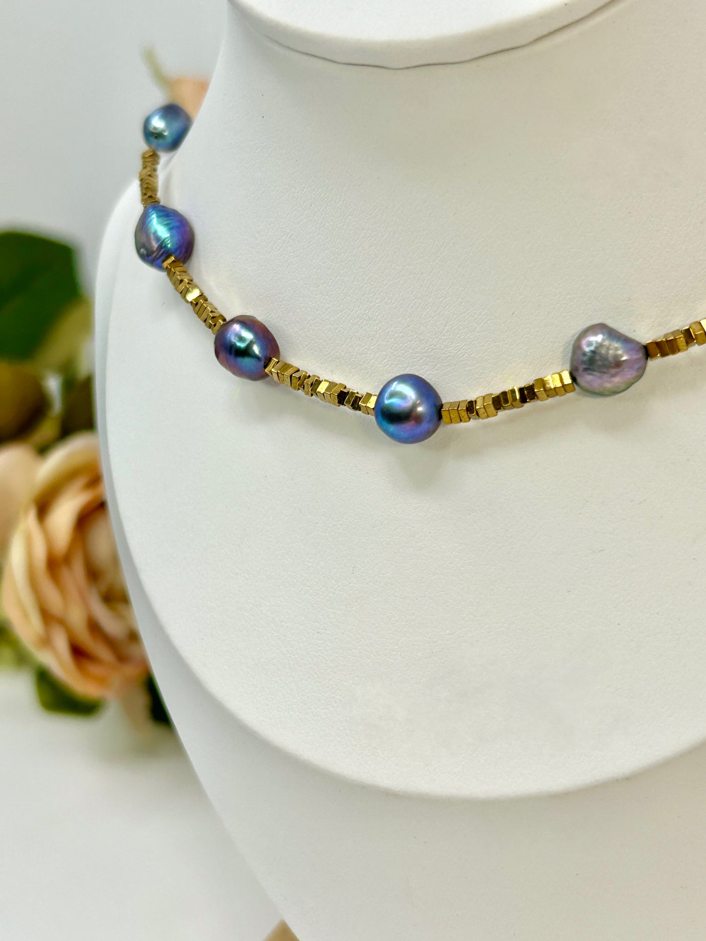 Lumilu Black Pearl Necklace – Perfectly Imperfect